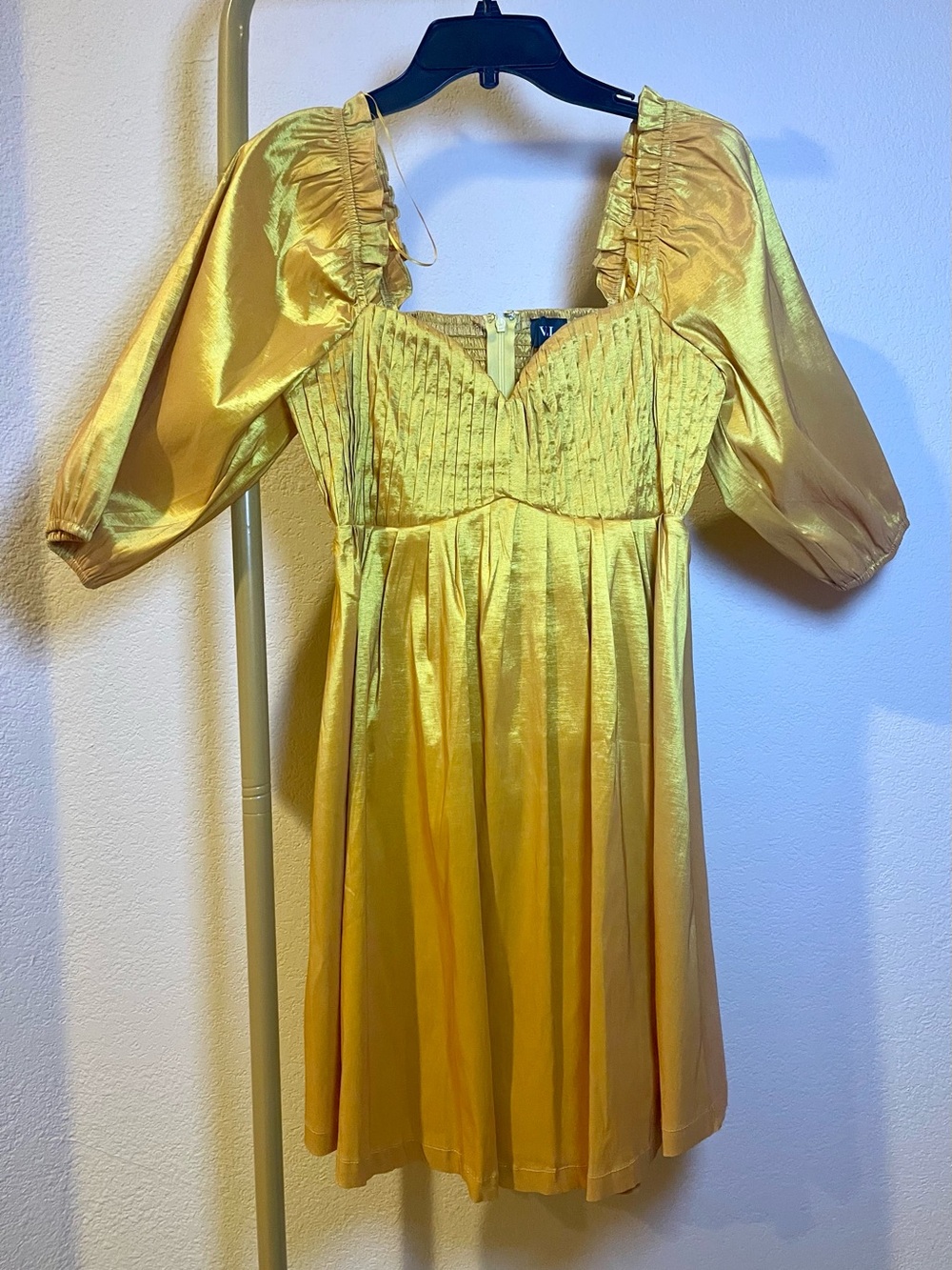 Vici Yellow Puff-Sleeve Satin Party Dress